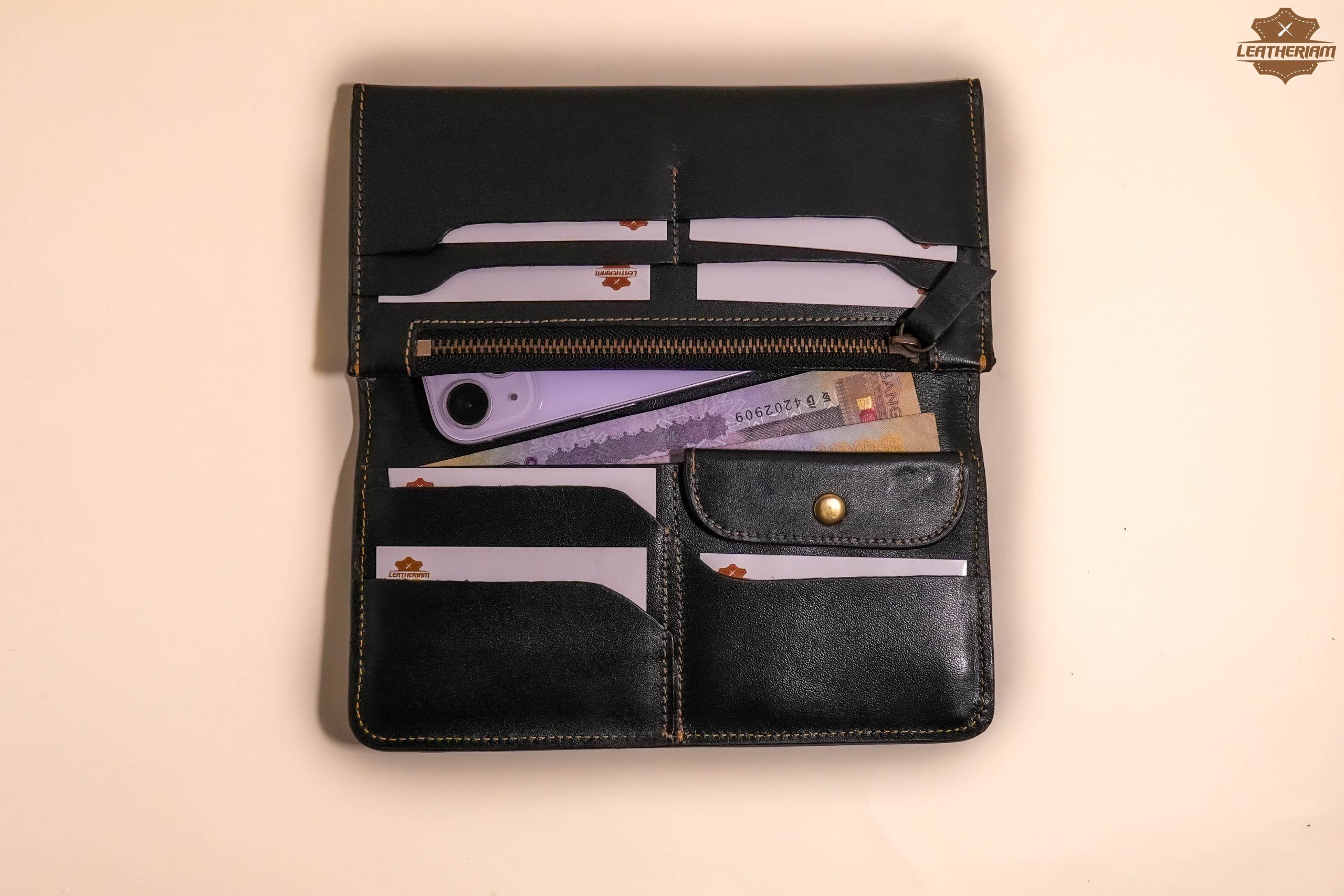 Premium Black - Image 8