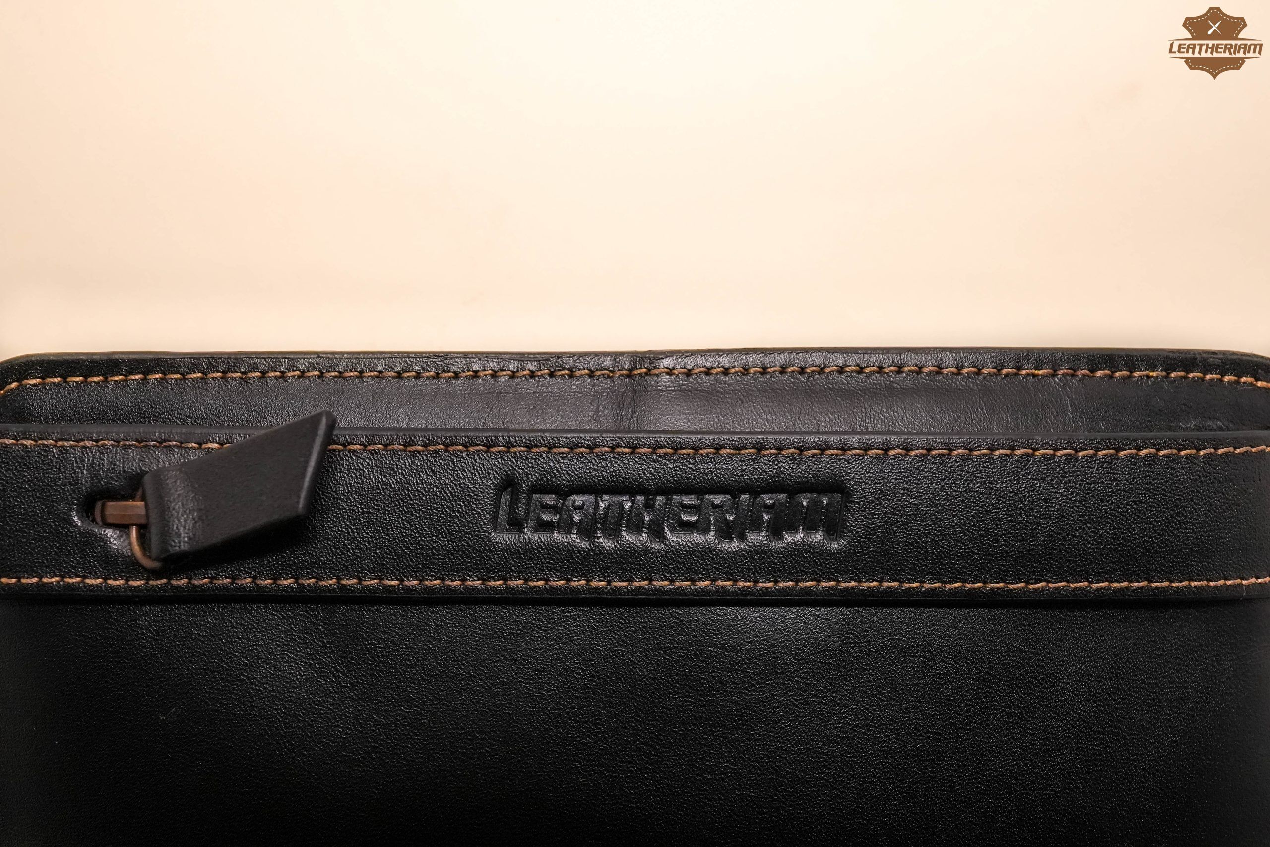 Premium Black - Image 3